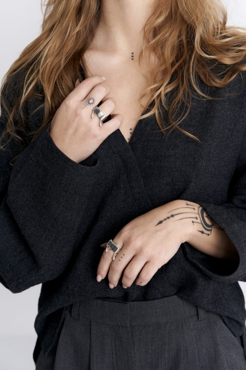 silver_ring_drop214281.jpg