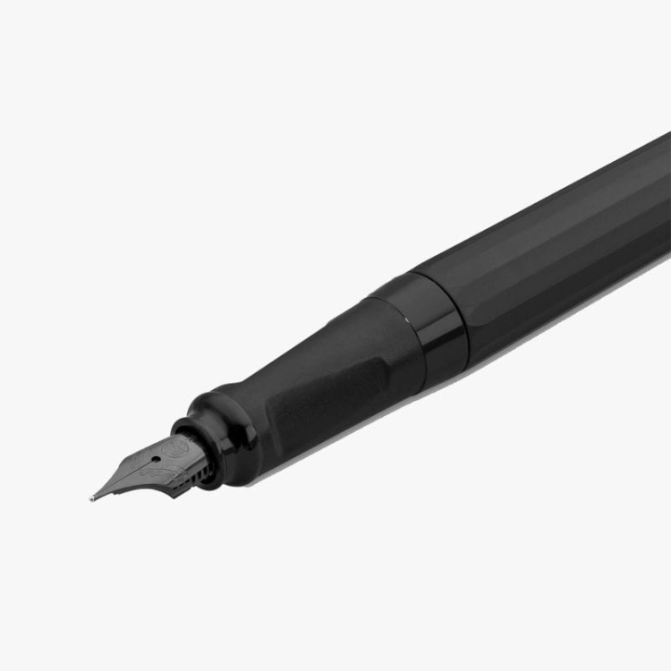Devangari-art-pioro-wieczne-kaweco-perkeo-all-black-F-03.jpg