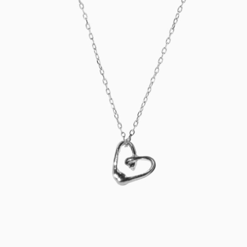 heart-necklace-silver-768x960.jpg