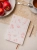 notes-sielski-lezacy-tylem-na-stole.webp